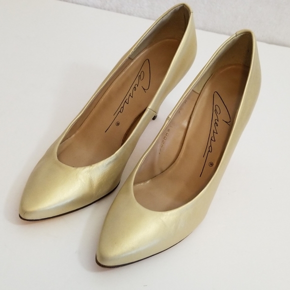 Vintage Caressa Leather Heels Size 7.5M - Picture 1 of 8